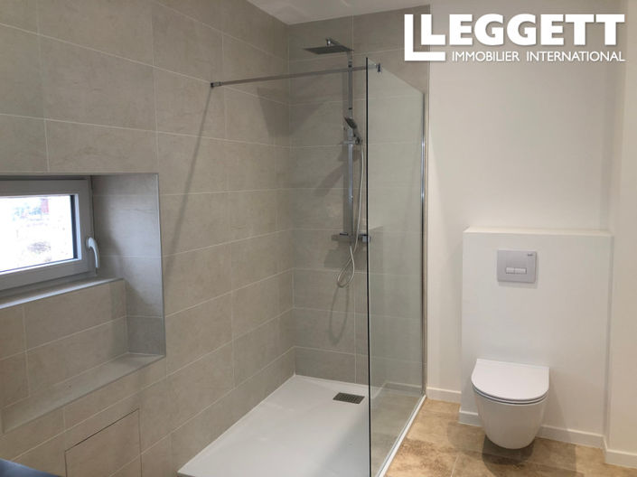 Image No.6-3 Bed House for sale