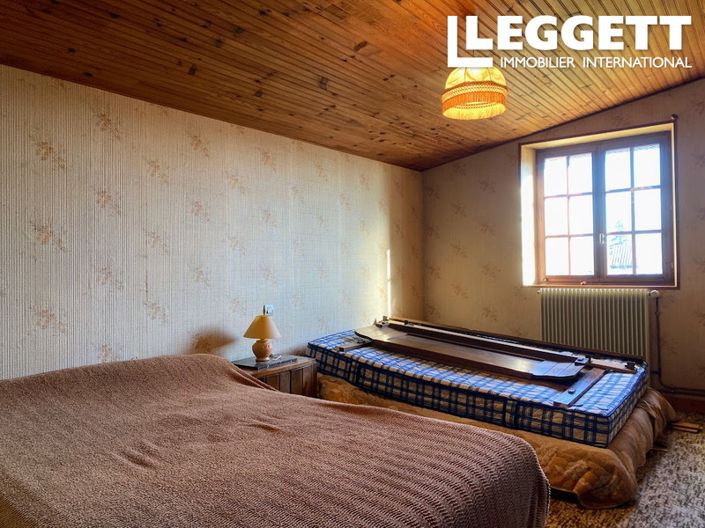 Image No.8-3 Bed House for sale