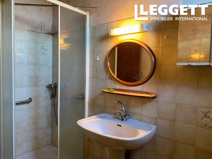 Image No.9-3 Bed House for sale