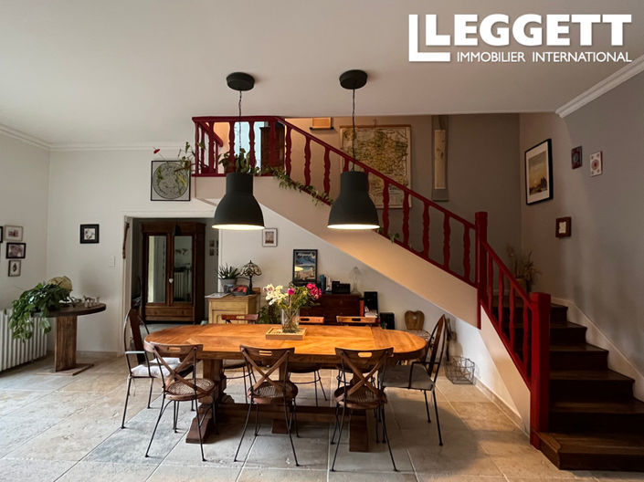 Image No.4-5 Bed House for sale