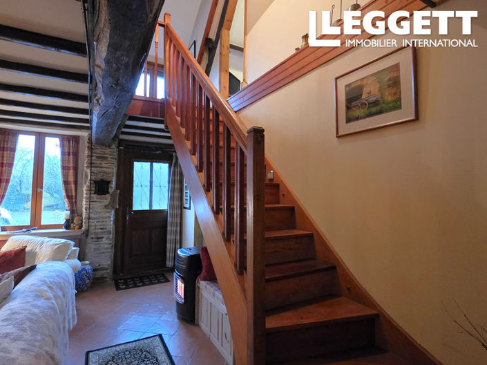 Image No.8-2 Bed House for sale