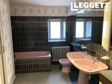 ahr0chm6ly9jzg4uagvzdglhlmltbw8vaw1hz2uvvevom