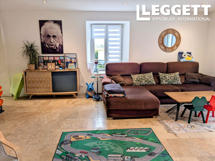 Image No.4-2 Bed House for sale