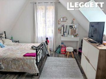 ahr0chm6ly9jzg4uagvzdglhlmltbw8vaw1hz2uvvevom