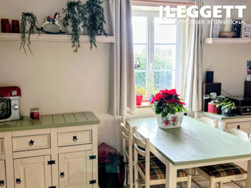 ahr0chm6ly9jzg4uagvzdglhlmltbw8vaw1hz2uvvevom