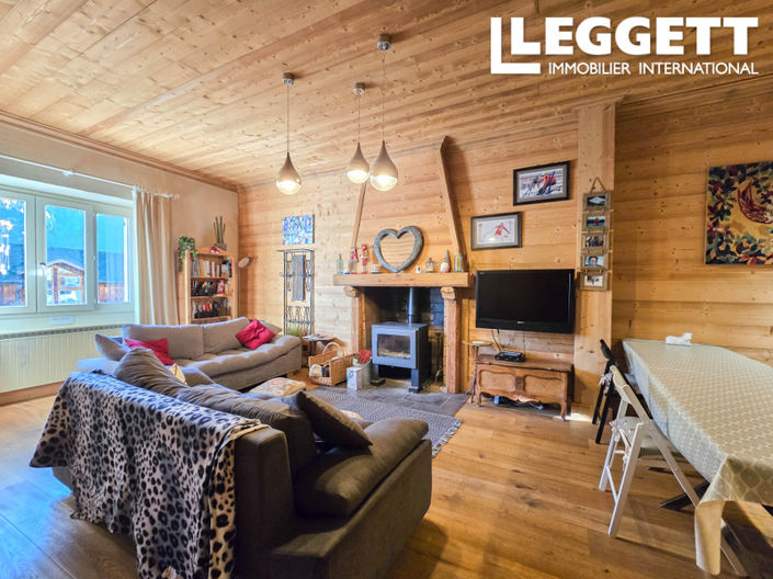 Image No.2-4 Bed House for sale