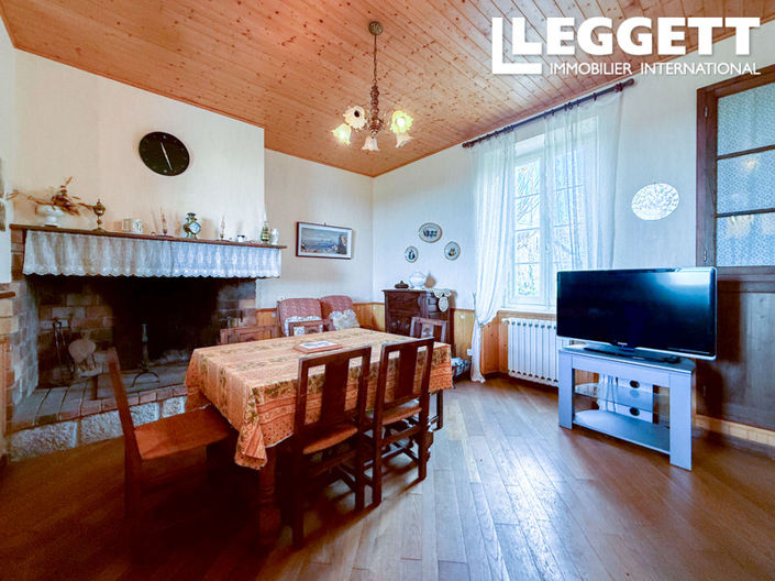 Image No.4-7 Bed House for sale