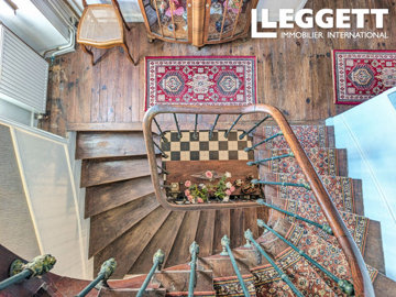 ahr0chm6ly9jzg4uagvzdglhlmltbw8vaw1hz2uvvevom