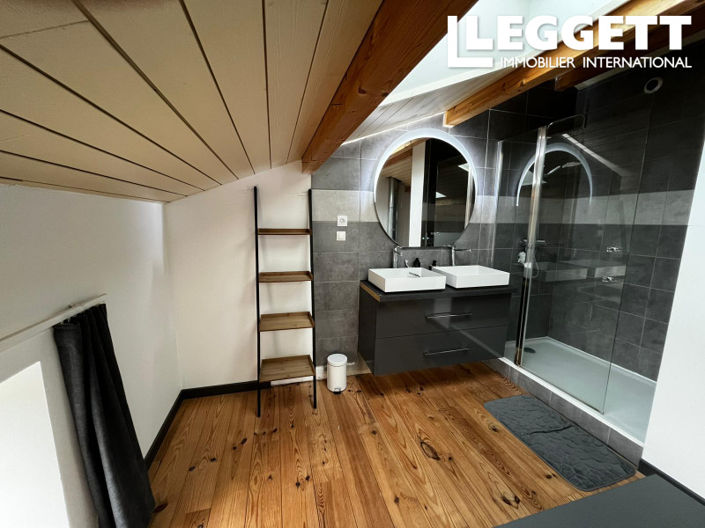 Image No.2-3 Bed House for sale