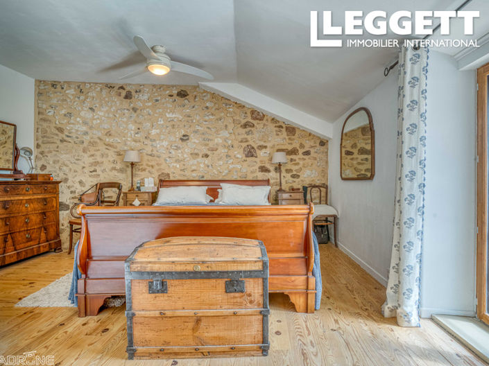 Image No.7-4 Bed House for sale
