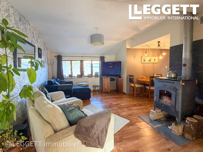 Image No.4-2 Bed House for sale