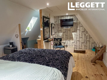 ahr0chm6ly9jzg4uagvzdglhlmltbw8vaw1hz2uvvevom