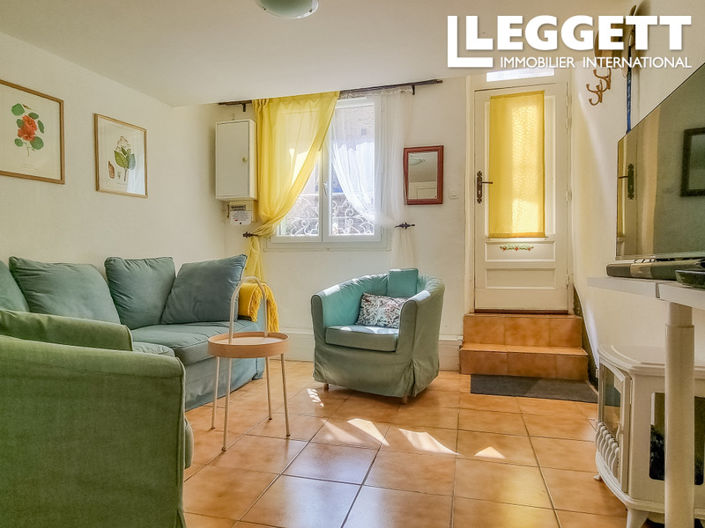 Image No.4-2 Bed House for sale