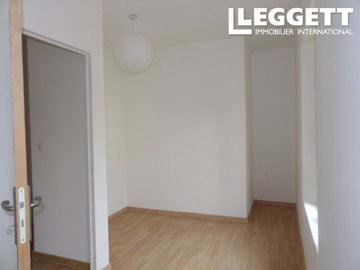 ahr0chm6ly9jzg4uagvzdglhlmltbw8vaw1hz2uvvevom