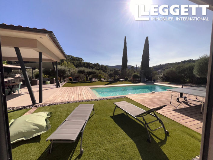 Image No.2-Maison de 4 chambres à vendre à Solliès-Toucas