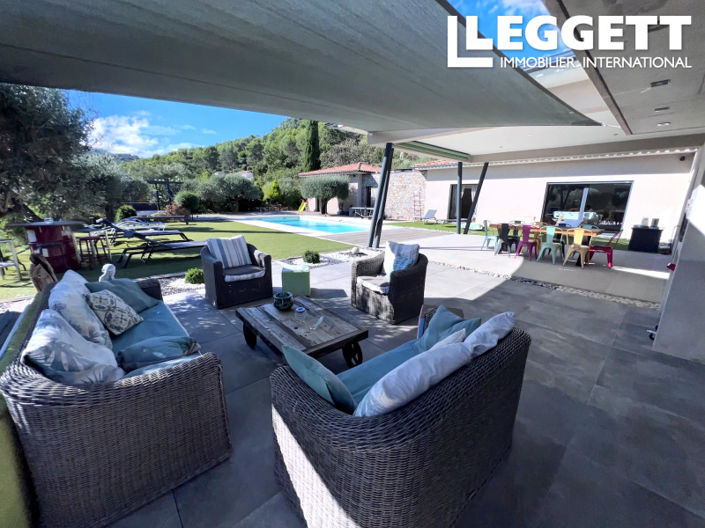 Image No.2-4 Bed House for sale