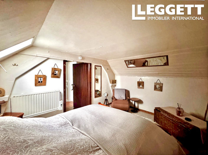 Image No.7-3 Bed House for sale