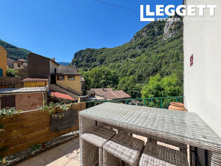 Image No.10-3 Bed House for sale