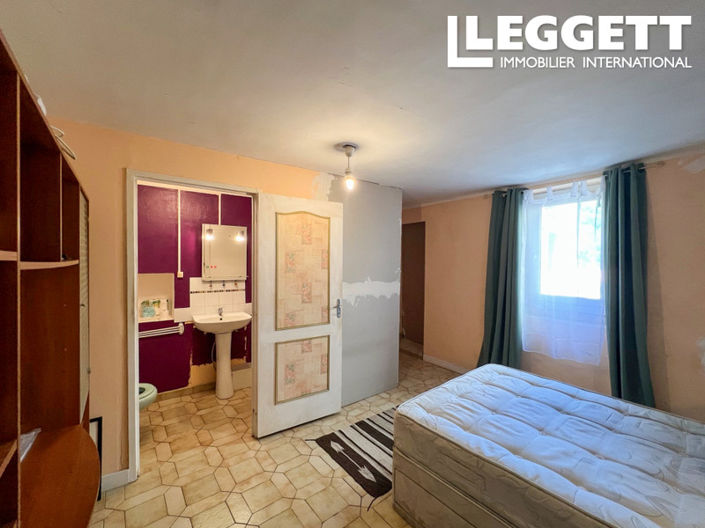 Image No.6-3 Bed House for sale