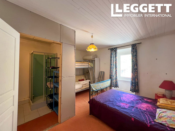 Image No.9-3 Bed House for sale