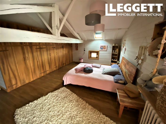 Image No.7-3 Bed House for sale