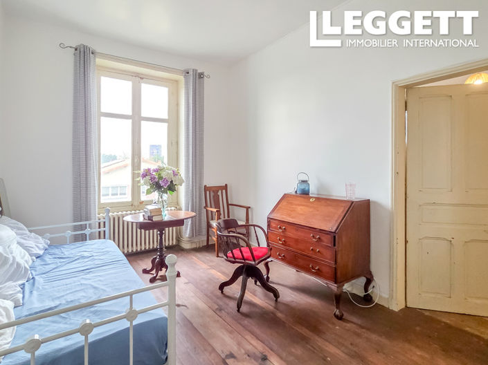 Image No.3-6 Bed House for sale