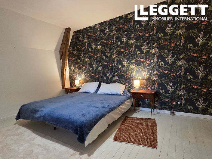 Image No.5-6 Bed House for sale