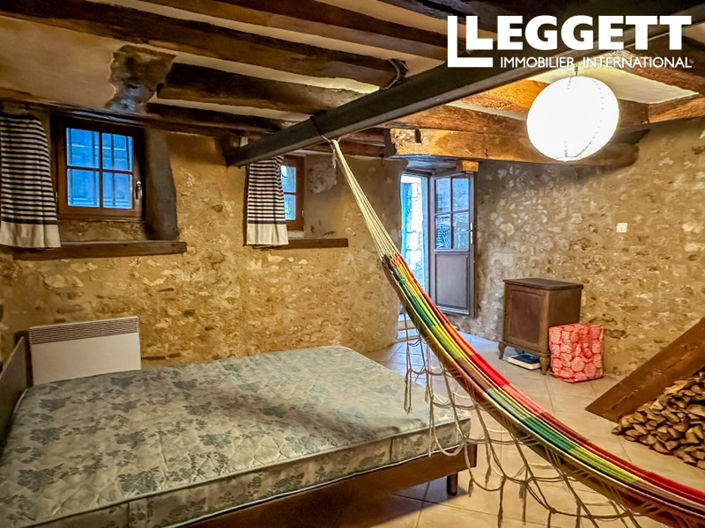 Image No.6-1 Bed House for sale