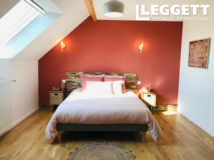 Image No.9-14 Bed House for sale