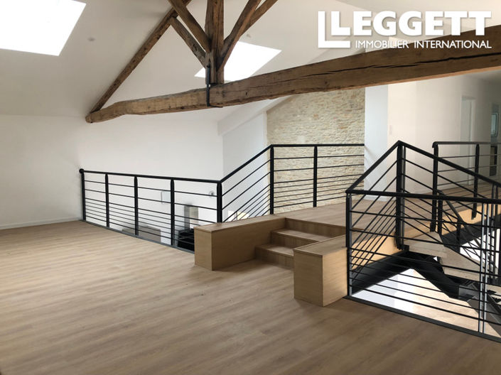 Image No.10-4 Bed House for sale