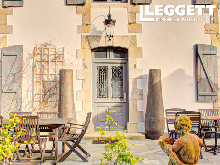 Image No.3-6 Bed House for sale