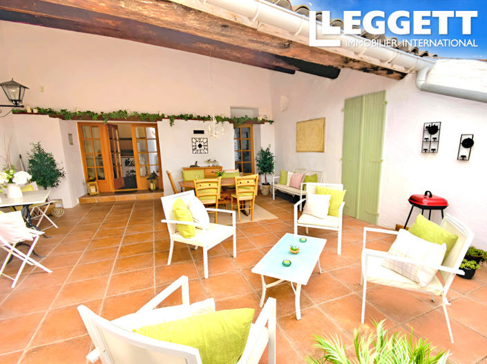 Image No.2-4 Bed House for sale