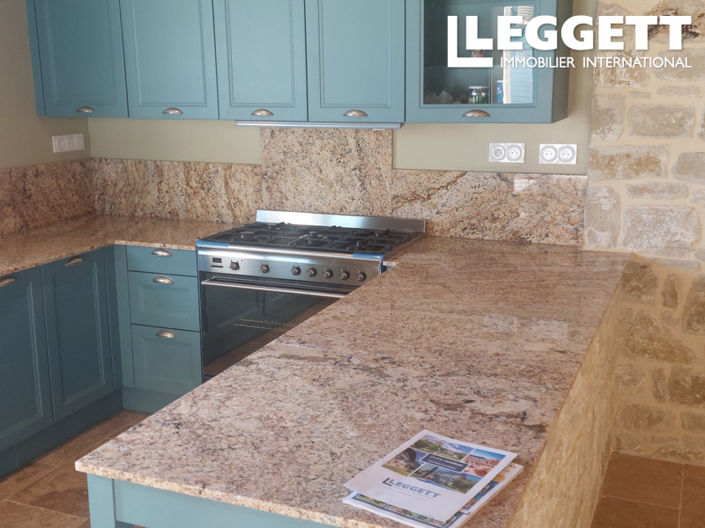 Image No.5-4 Bed House for sale