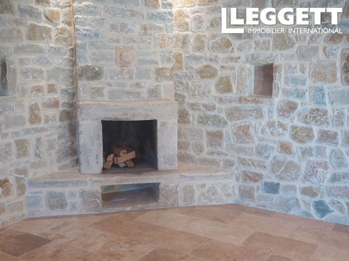 Image No.8-4 Bed House for sale