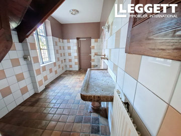 ahr0chm6ly9jzg4uagvzdglhlmltbw8vaw1hz2uvvevom