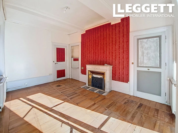 Image No.9-9 Bed House for sale