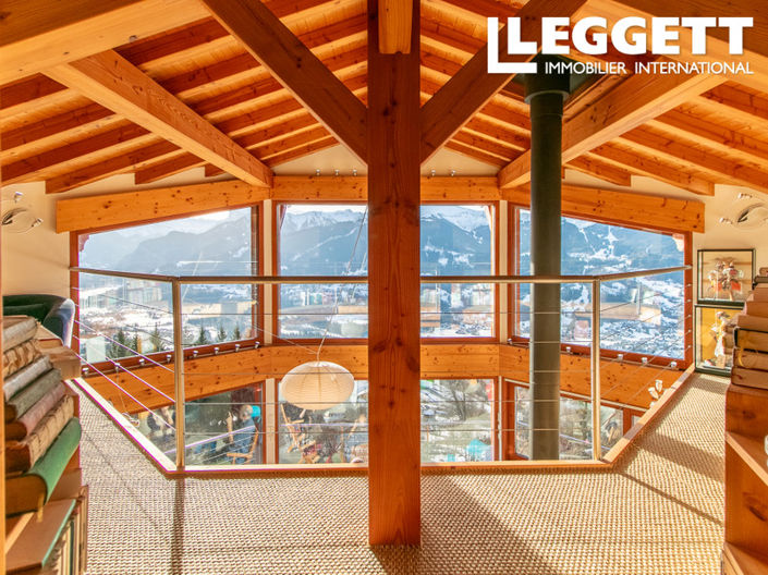 Image No.4-6 Bed House for sale