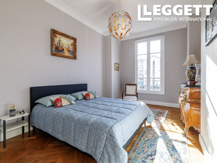 Image No.9-3 Bed Apartment for sale