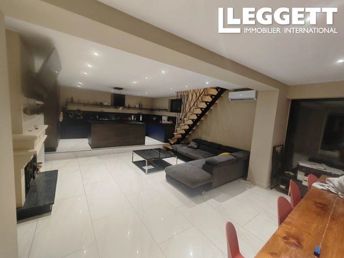 Image No.4-4 Bed House for sale