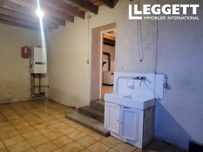 Image No.4-2 Bed House for sale