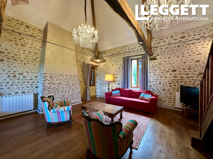 Image No.8-6 Bed House for sale