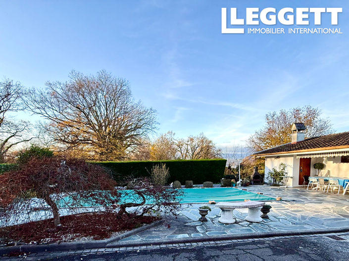 Image No.2-4 Bed House for sale