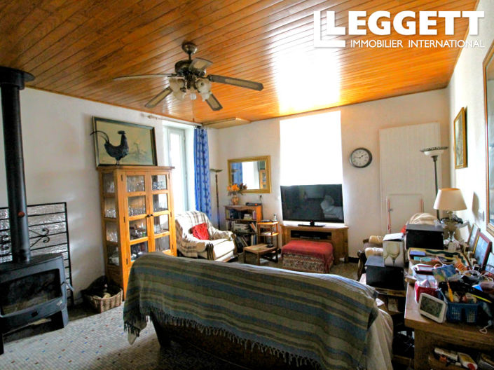 Image No.6-3 Bed House for sale