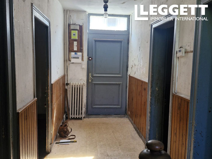 Image No.9-5 Bed House for sale