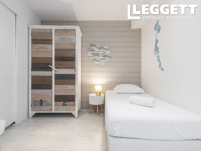 Image No.10-2 Bed Apartment for sale