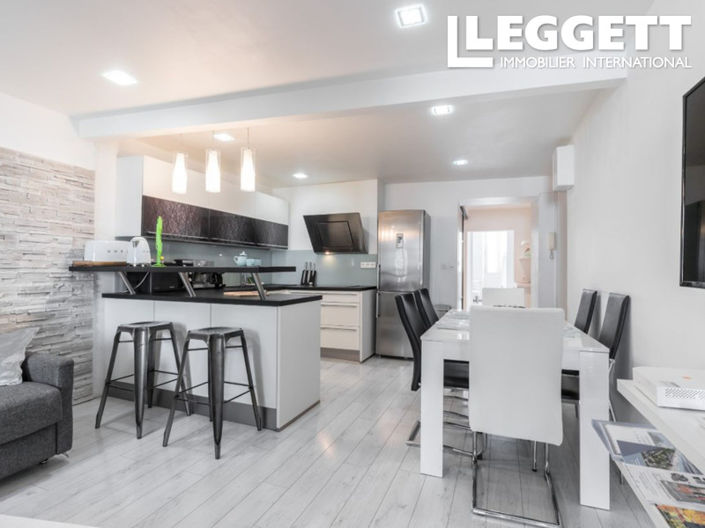 Image No.4-2 Bed Apartment for sale