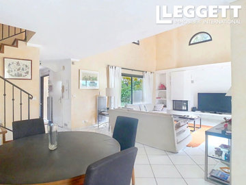 ahr0chm6ly9jzg4uagvzdglhlmltbw8vaw1hz2uvvevom