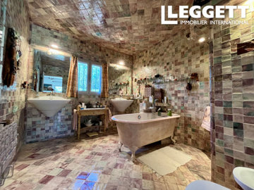 ahr0chm6ly9jzg4uagvzdglhlmltbw8vaw1hz2uvvevom