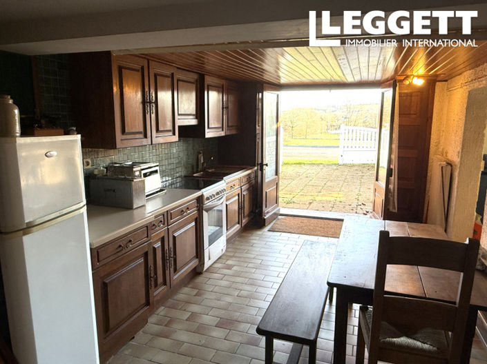 Image No.8-3 Bed House for sale