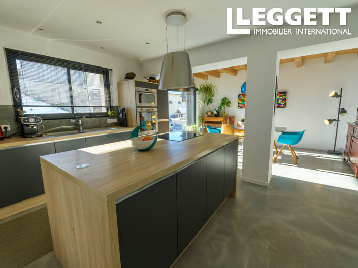 Image No.3-4 Bed House for sale